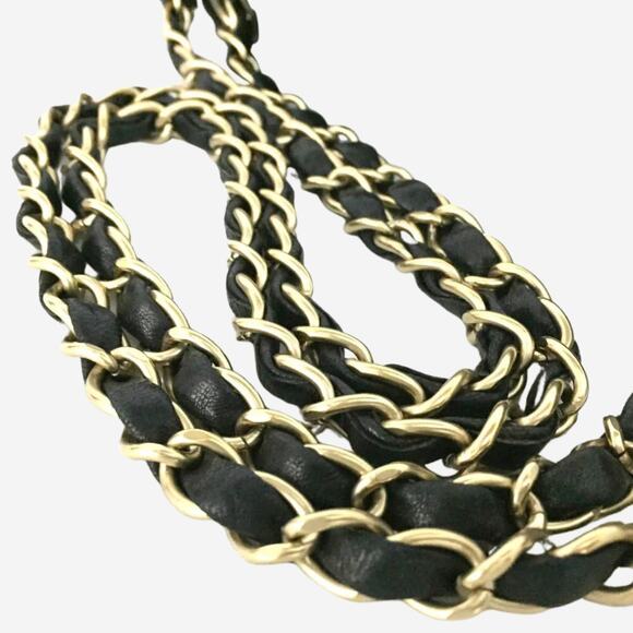 Chanel Black Chevron V Stitch East/West CC Turnlock Lambskin Chain Shoulder Bag - Picture 5 of 10